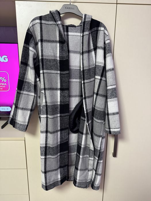 Дамско палто с качулка