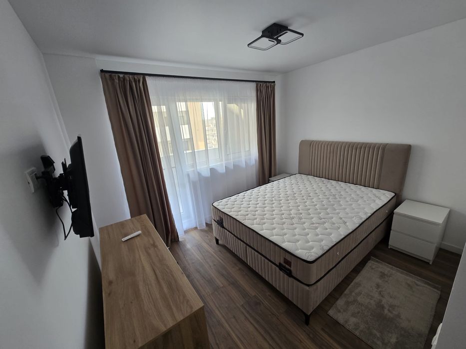Proprietar inchiriez studio  dublu