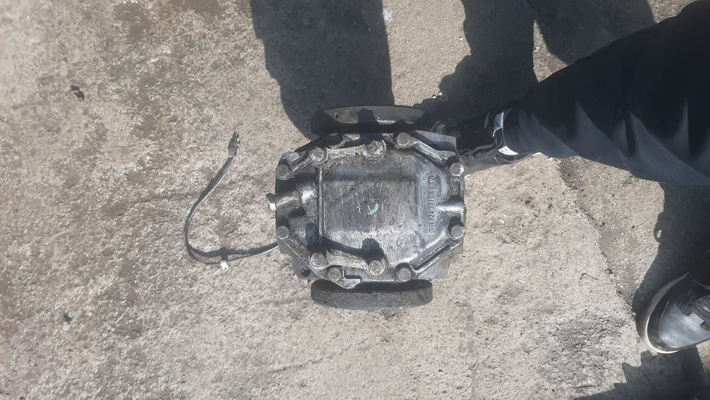 Средний редуктор 3.27 с АБС