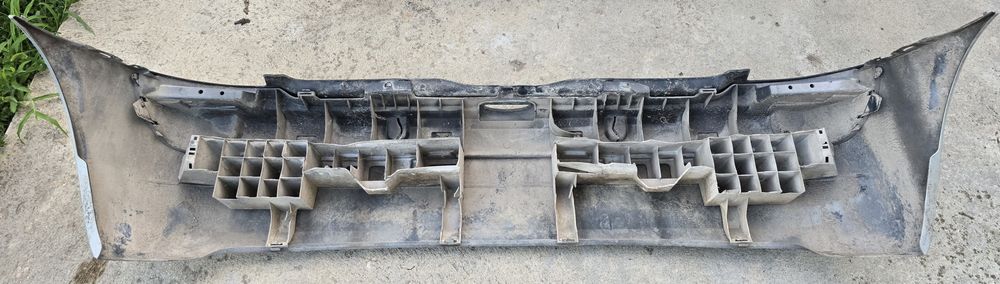 Задна броня за Renault Clio 2  2003 година