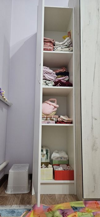 Шкаф пенал белый