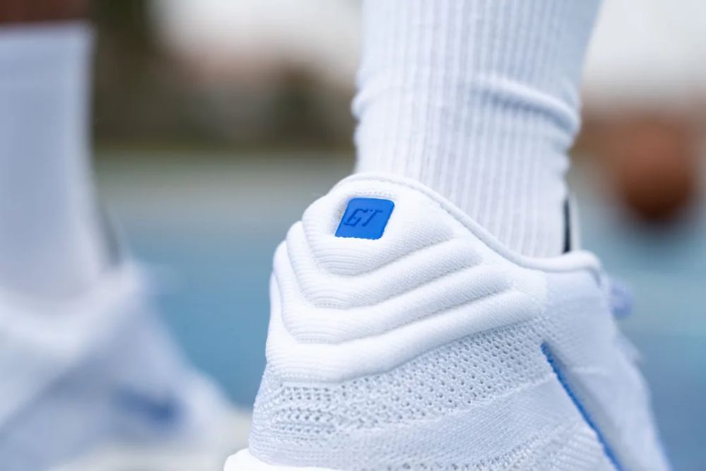 Nike G.T. HUSTLE 3 fp