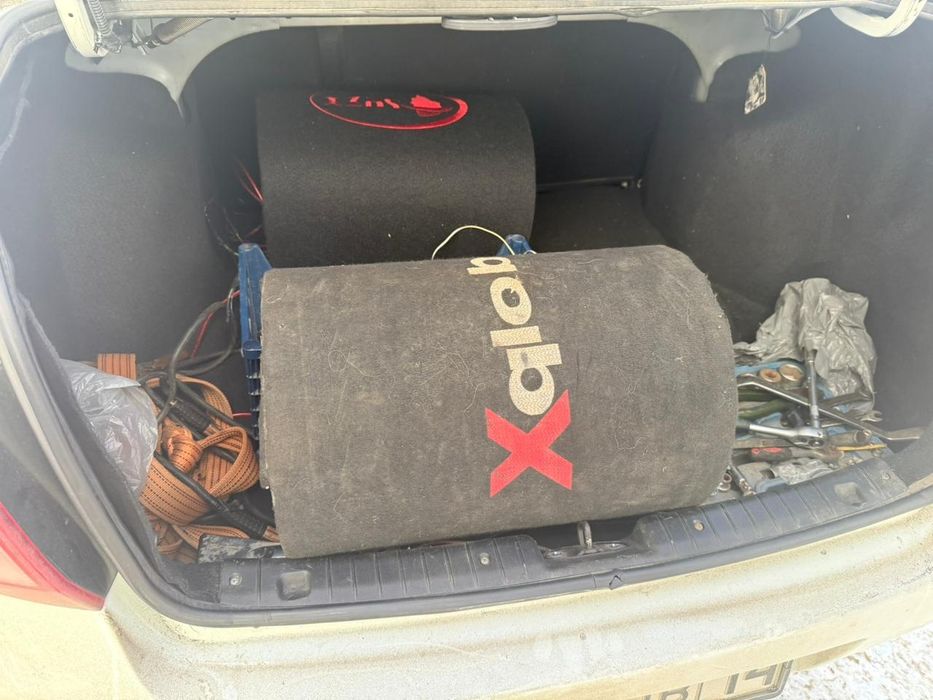 Сабвуфер активный