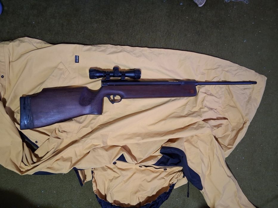 Продавам сатър за месо