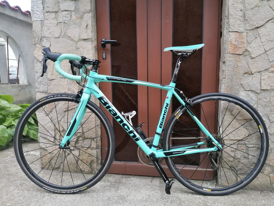Шосеен BIANCHI  2*11 Shimano 105