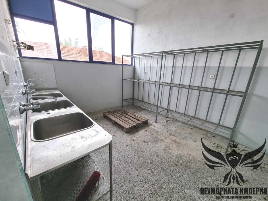 Дава се под наем Склад в Съединение - 2000 кв.м за 2333 € - Снимка #13