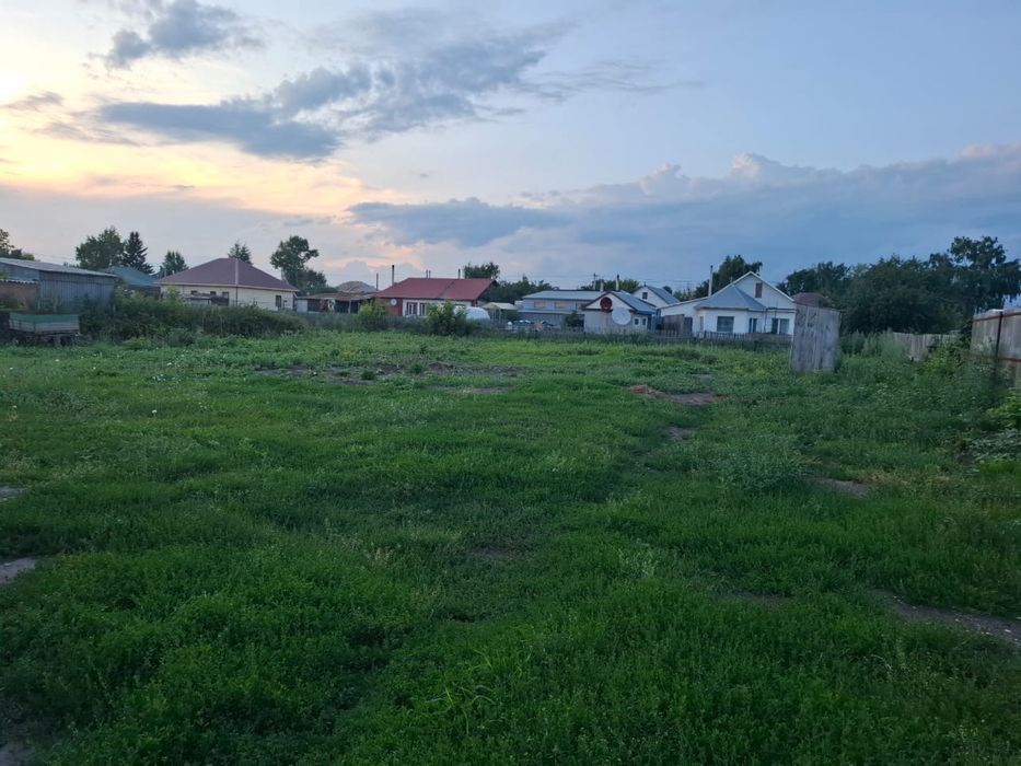 Дом с большой территорией