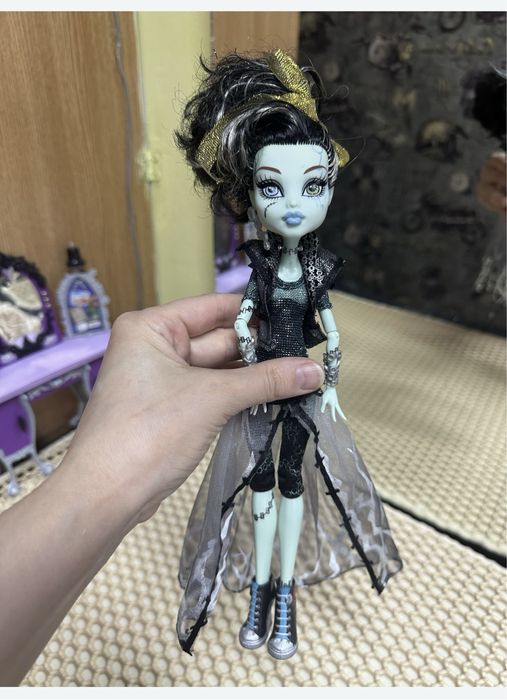 Продам куклу монстр хай!