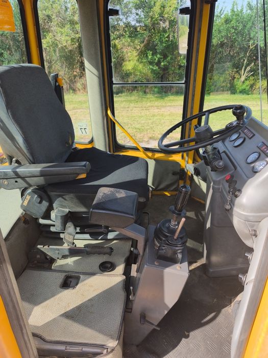 Încărcător frontal vola Zettelmeyer ZL1002=Volvo L45