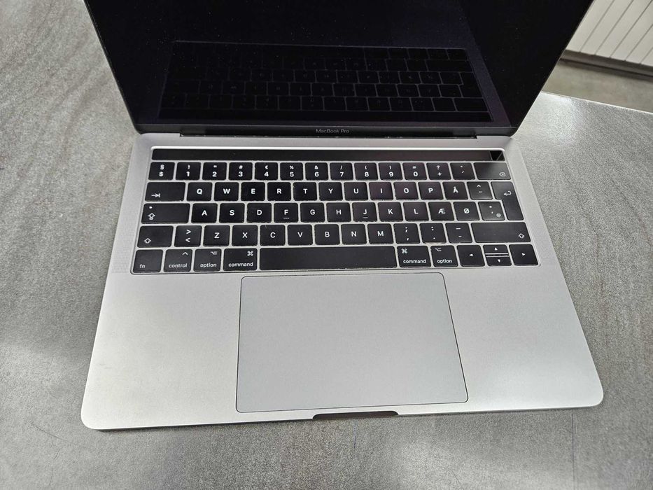Macbook Pro 2018 Touchbar Core I5 Ram 8Gb Ssd 256 Video Intel