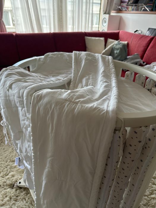 Patut stokke 0-5 ani  pat mic plus extensie 2 saltele baldachin