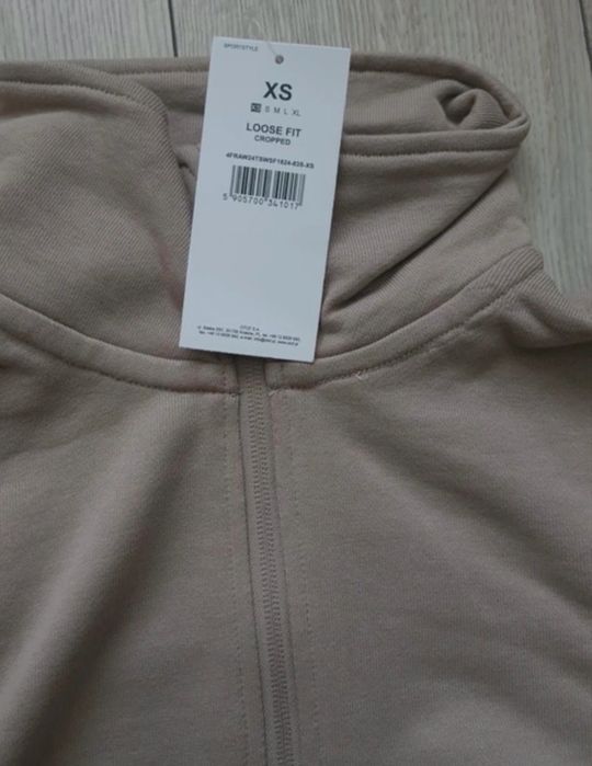 Bluza 4F marimea xs noua