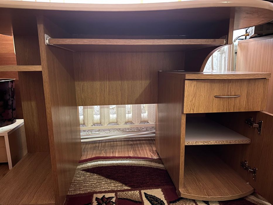 Бюро с размери 120/75/67