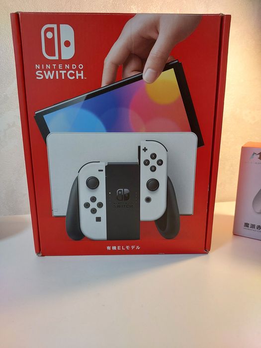 Nintendo Switch Oled с геймпадом