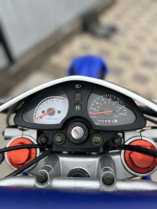 Продам Hammer эндуро 250 на номерах