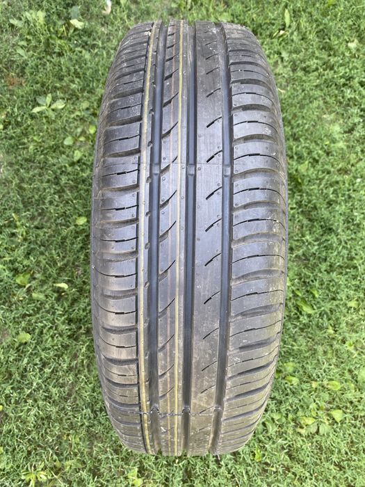 Vand cauciu nou cu geanta tabla 185/70 R 14