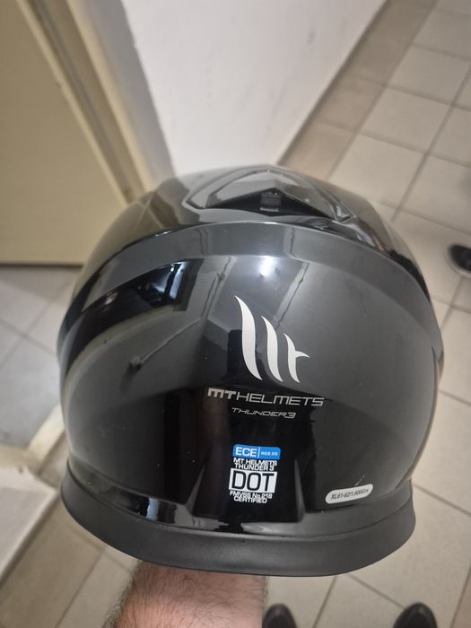 Vând casca moto MT Thunder