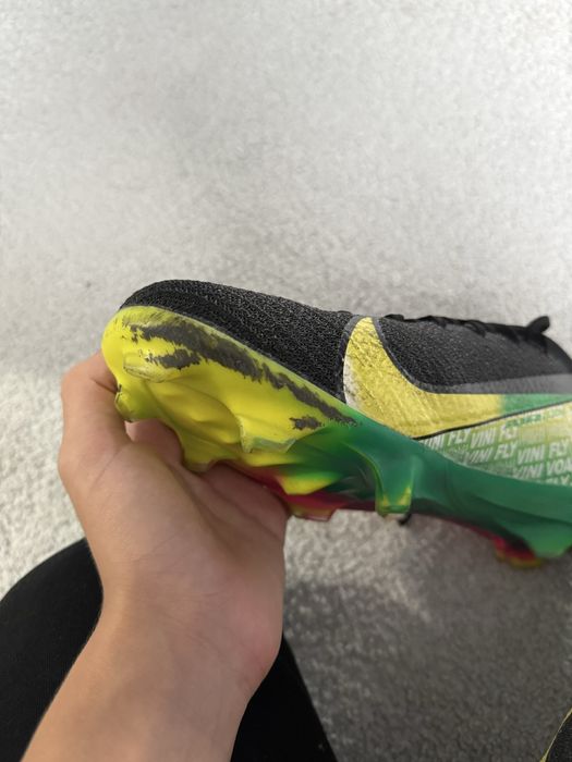 Ghete de fotbal Nike Vini.Jr