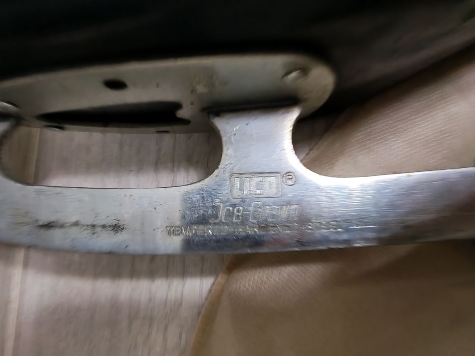 Продам коньки Германский