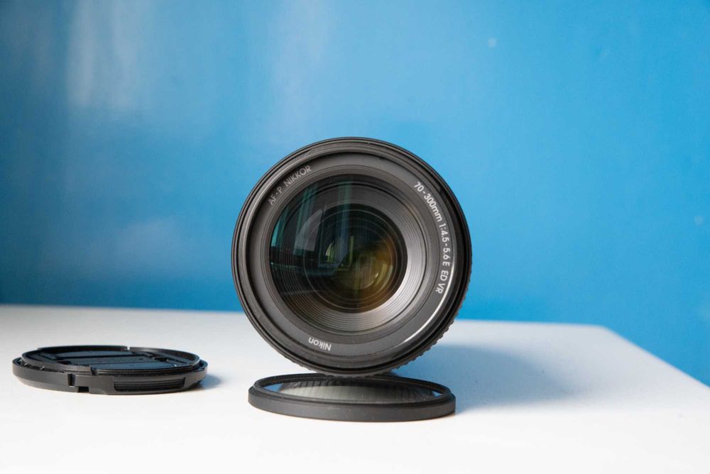 Nikon AF-P 70-300 f 4.5-5.6 E ED VR obiectiv pentru full frame