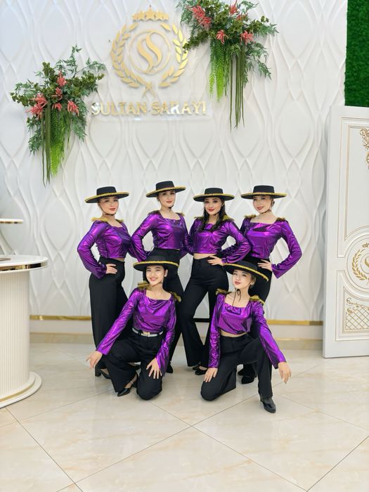 Продается танцевальные костюмы