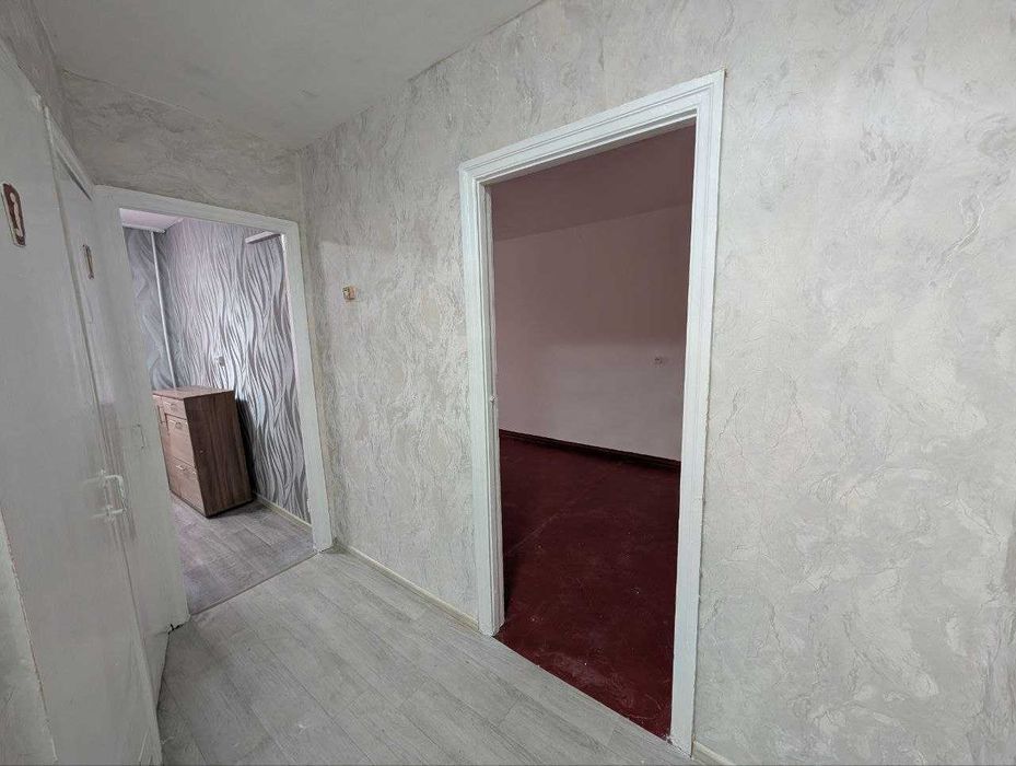 Продам 2-комн.квартиру в 13 микрорайоне