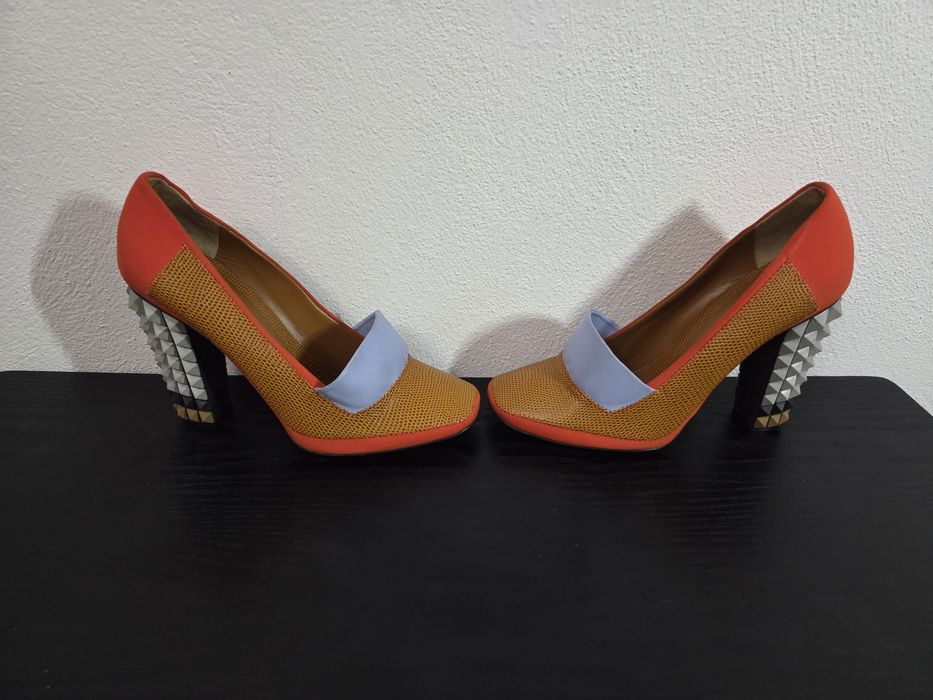 Tocuri fendi pentru femei mărimea 40