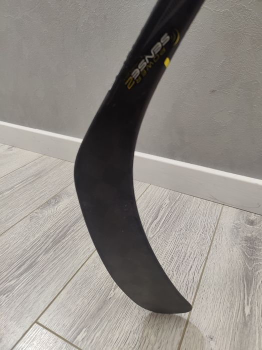 Клюшка bauer правый хват!