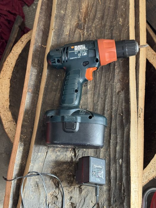 Vand bormasina masina de gaurit infiletat black&decker
