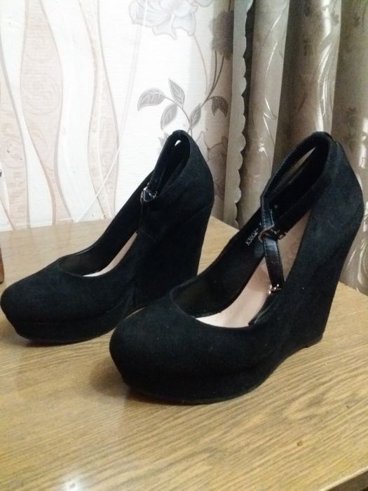 Женская    обувь