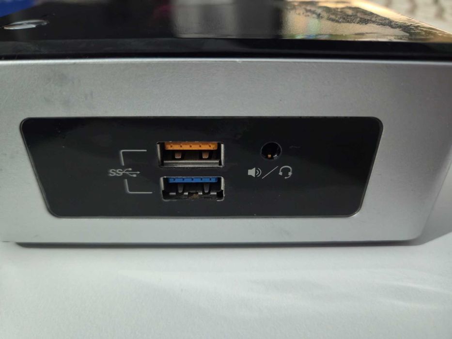 Intel Nuc NUC5CPYH