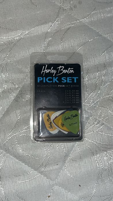 Chitara electrica neagra harley benton