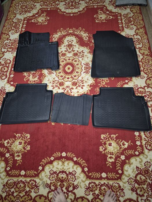 Продам полик на авто