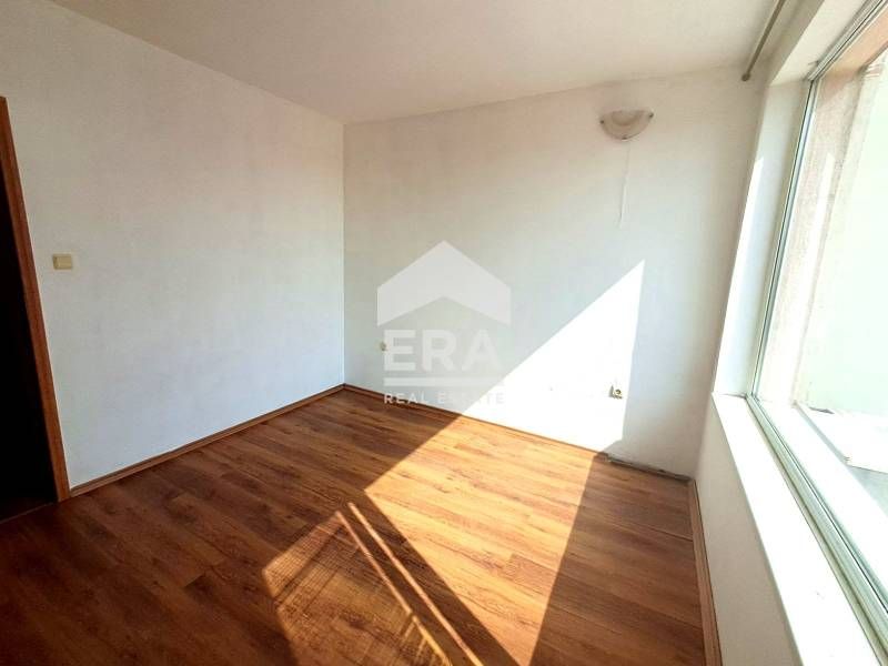 Продава се Двустаен апартамент в Варна, Базар Левски - 83 кв.м за 1855 €/кв.м - Снимка #6