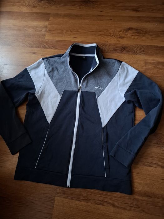 BOSS мъжко горнище XL размер.