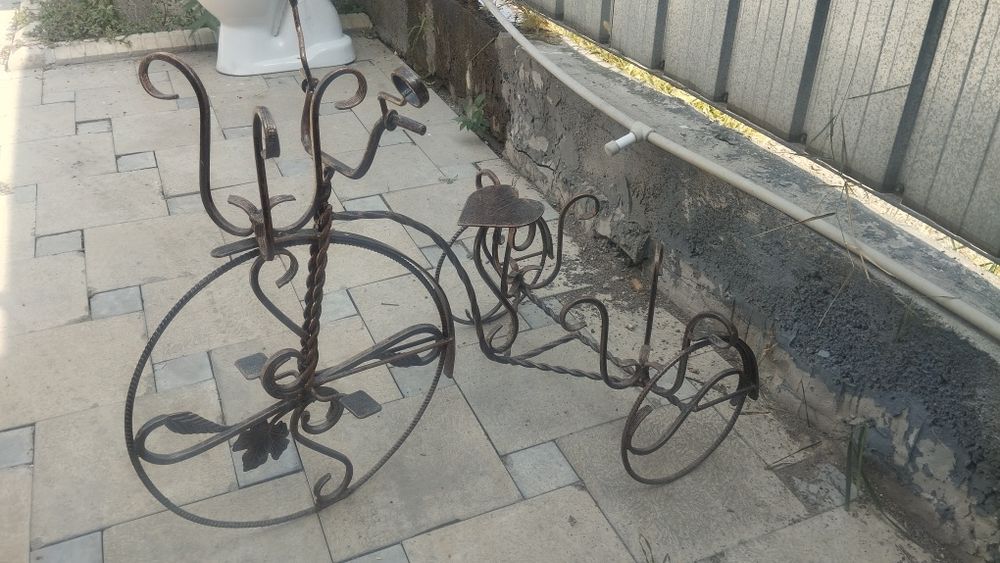 Подставка для цветов