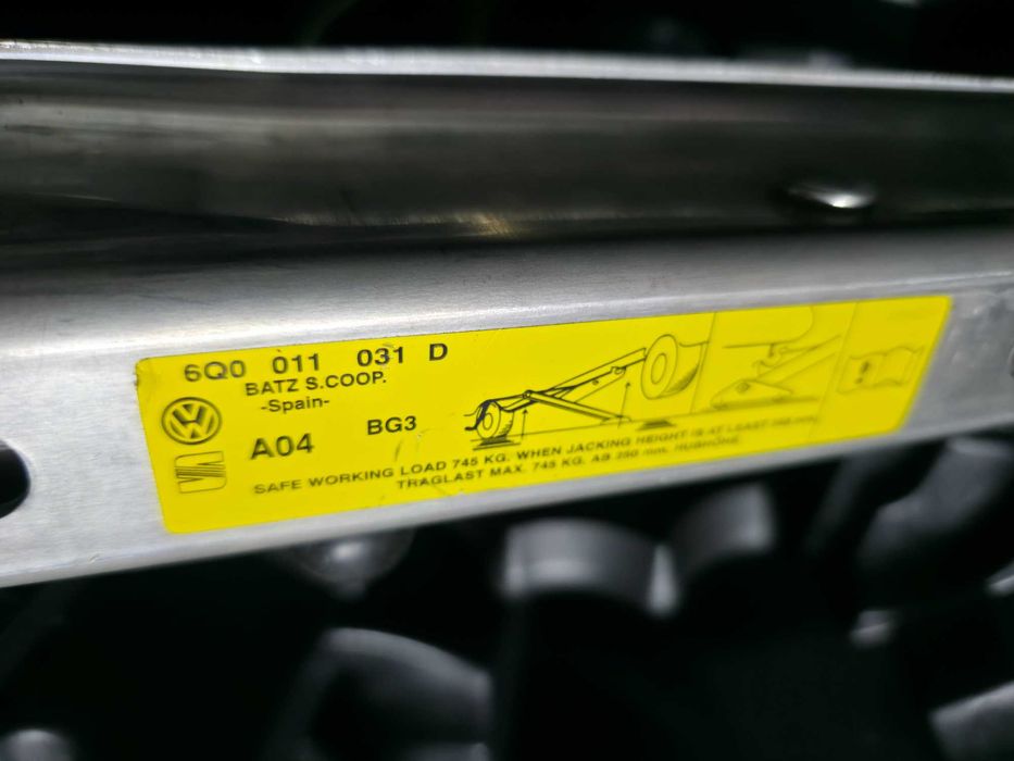 KIT Cric Auto Complet - OEM VW Polo Skoda Fabia Rapid Scala Seat Ibiza