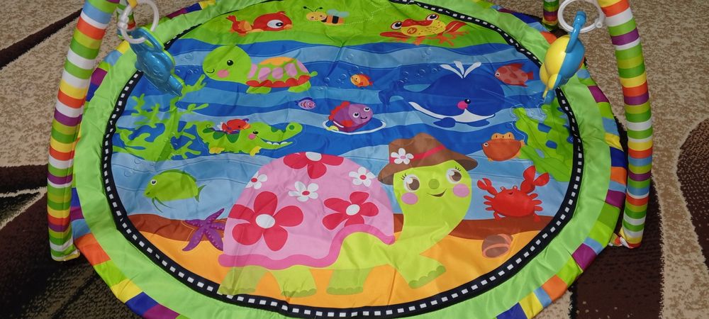 Игровой коврик с погремушками