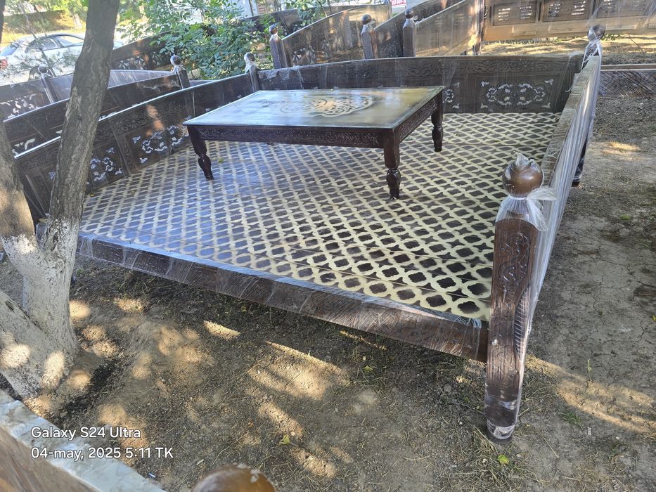 Сури тапчан карават