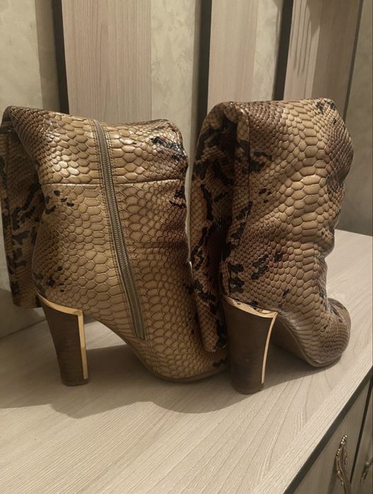 Натуралка сапоги! 36 размер.