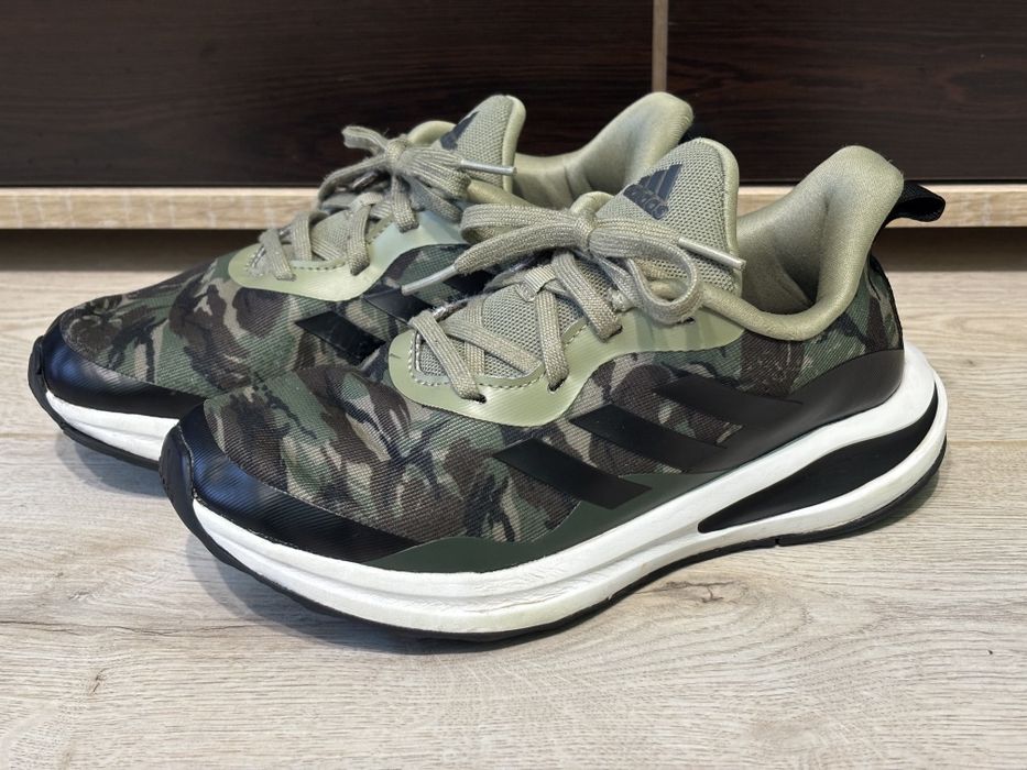 Оригинални маратонки неразличими от нови adidas и puma