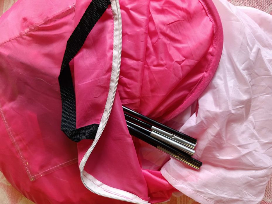 Детска платка за игра тип дворец и подарък ст. часовник " Клуб Winx"