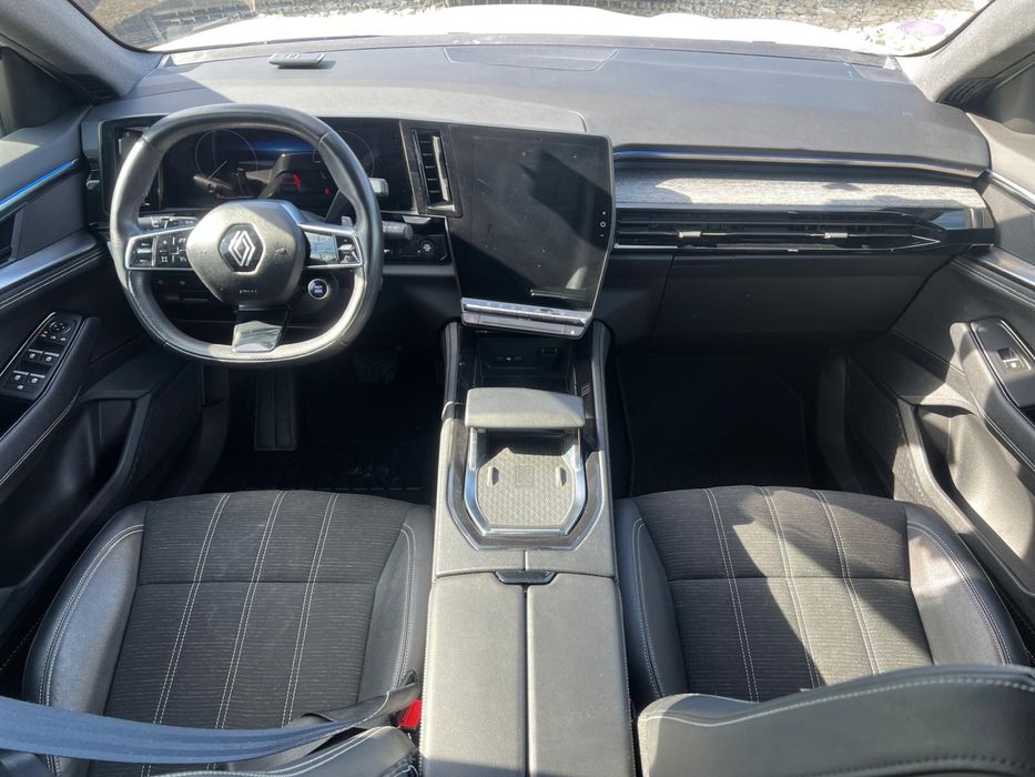 Renault Austral hibrid e tech avariat, AVARIATE