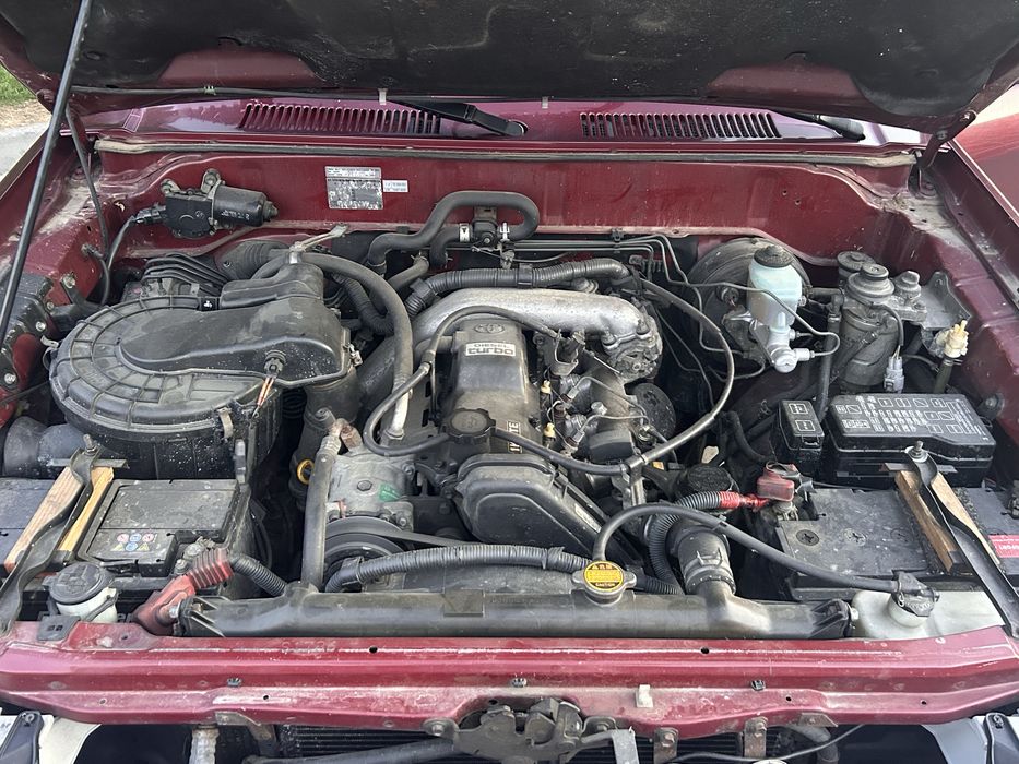 Toyota LandCrusier 1998 3.0 L diesel 4 x 4 stare impecabila vari +/-