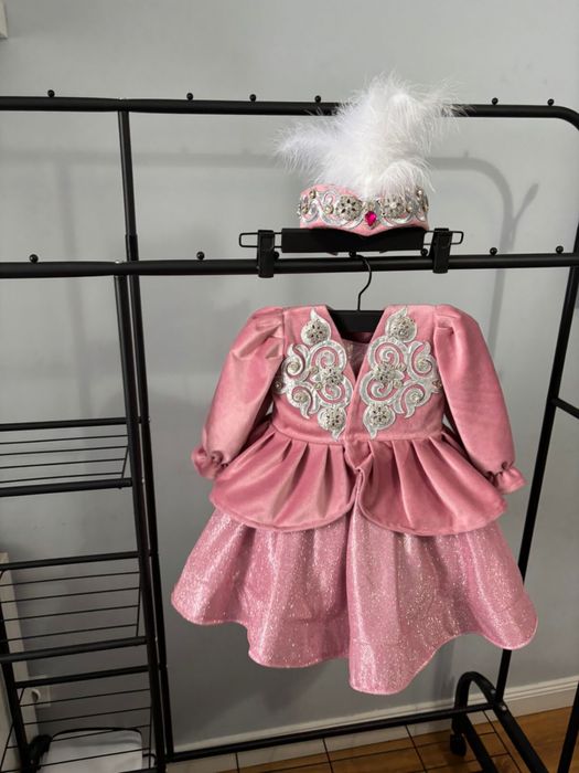 Прокат наряд на ТУСАУКЕСЕР