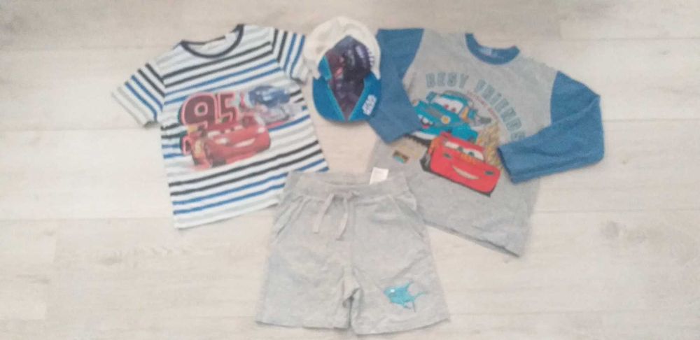 Детски комплекти размер 140 на различни цени за момче