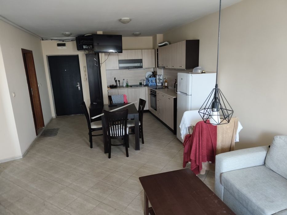 Дава се под наем Двустаен апартамент в Созопол - 50 кв.м за 255 € - Снимка #2
