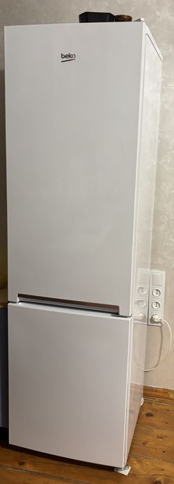 Холодильник beko