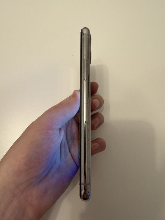 iPhone 11 Pro - 64GB