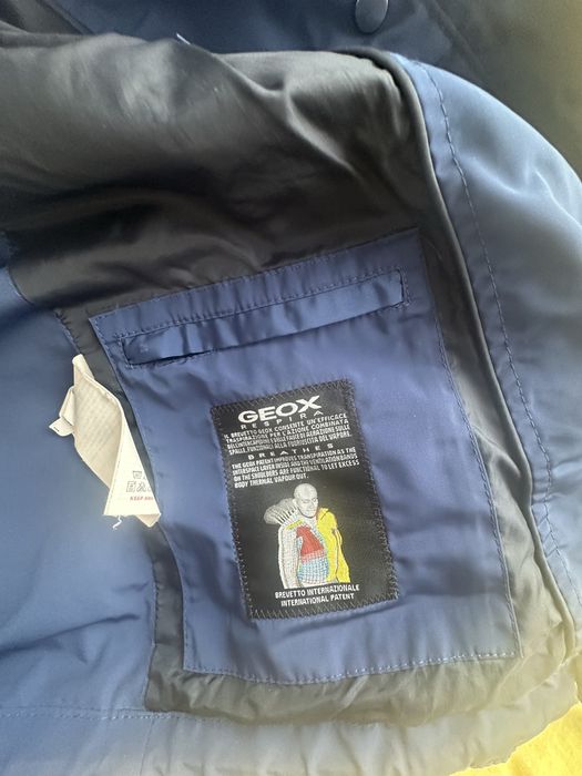 Дамско яке Geox